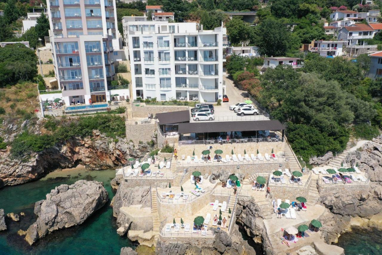 First Line Of The Sea 1 Appartement Dobra Voda Buitenkant foto