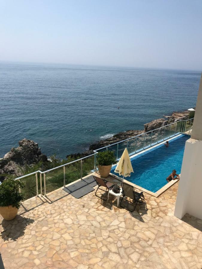 First Line Of The Sea 1 Appartement Dobra Voda Buitenkant foto